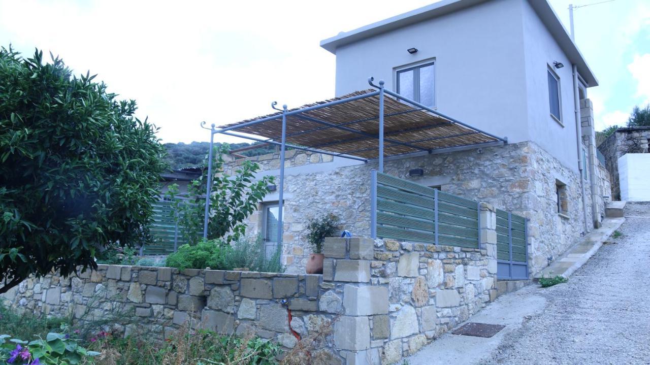 Aikirgiannis Mouri Village מראה חיצוני תמונה
